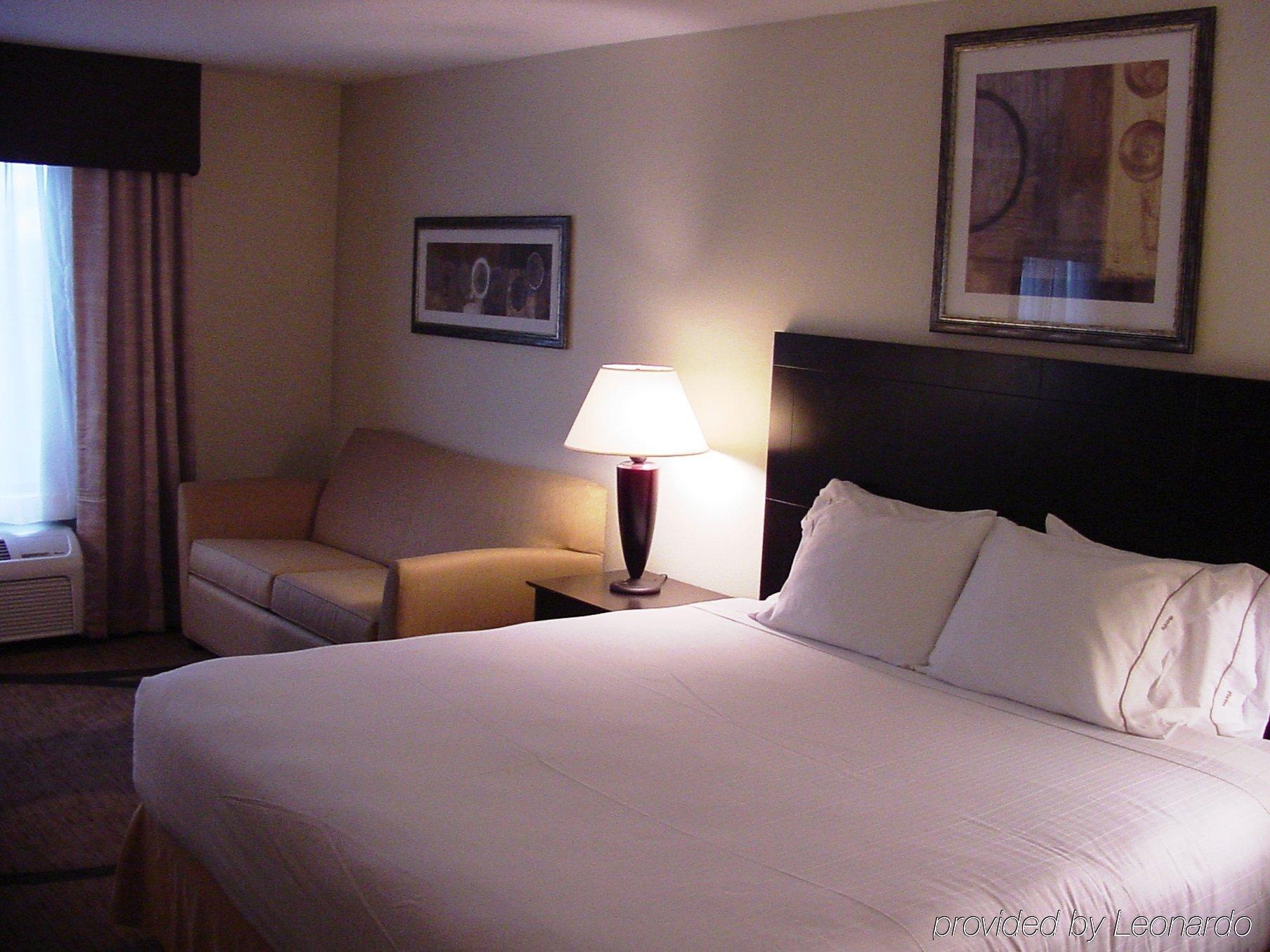 Wingfield Inn & Suites Owensboro Room photo